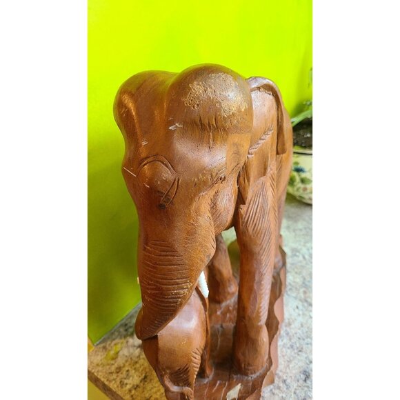 Vintage 1970s Hand Carved Elephant mother and calf - Picture 10 of 12